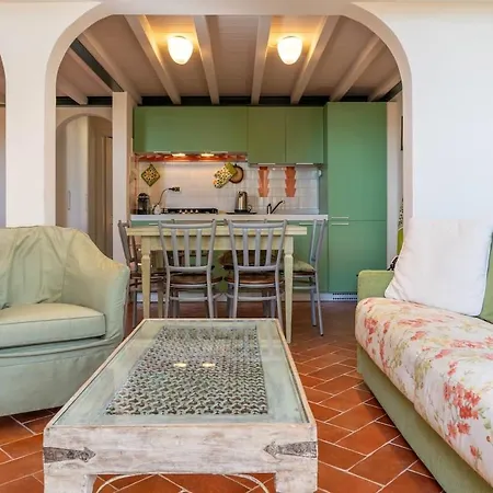 Apartment Demetra *